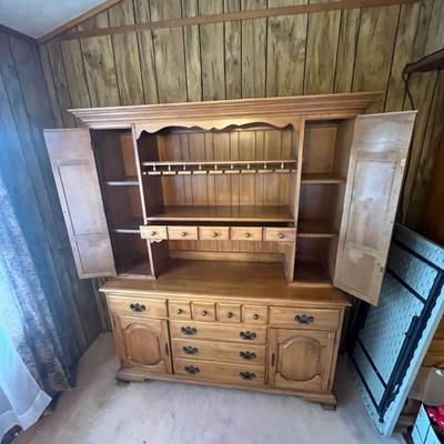 Two Piece China Cabinet (DR-MG)