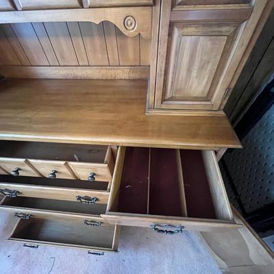 Two Piece China Cabinet (DR-MG)