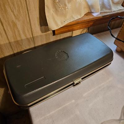 Shoe Polishers & Shoe Care Items  (L-JS)