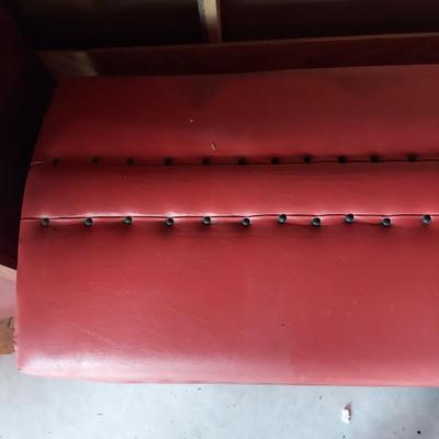 Red Vinyl Storage Chest (OB4-BBL)