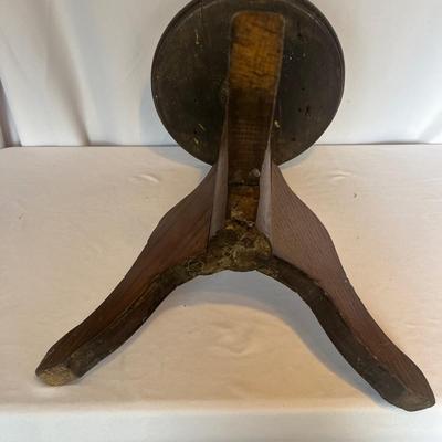 Pair of Vintage Wooden Stools (DR-MG)