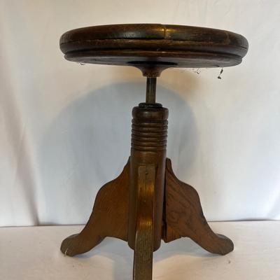 Pair of Vintage Wooden Stools (DR-MG)