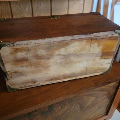 Four Wooden Boxes (O-DW)