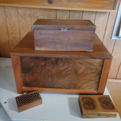 Four Wooden Boxes (O-DW)