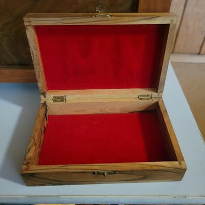 Four Wooden Boxes (O-DW)