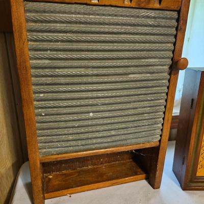 Three Mountaineers and Washboard Storage Racks (L-JS)
