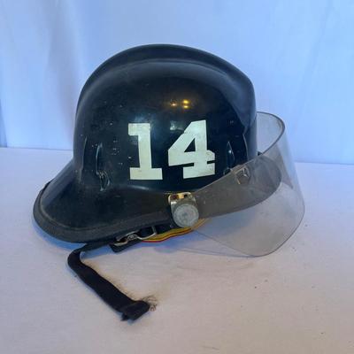 Cairns & Brother Fire Department Helmet (DR-MG)