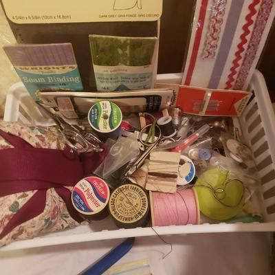 Junior Miss Hand Crank Sewing Machine, Fuller/Gingher/Antelope Scissors and More (M-KD)