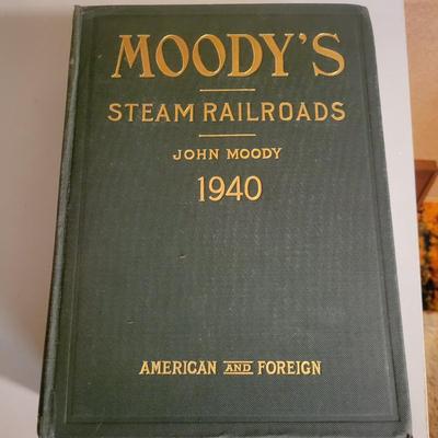 Moody's Railroad and Industrial Investment Books (O-DW)