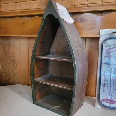 Outdoor Sports Decor and Books (O-DW)