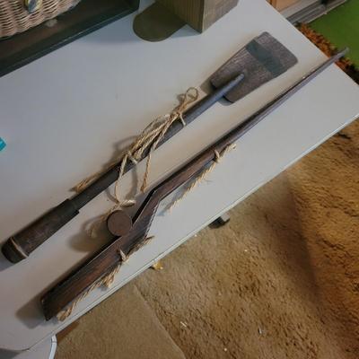 Outdoor Sports Decor and Books (O-DW)