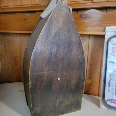 Outdoor Sports Decor and Books (O-DW)