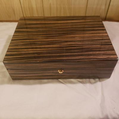 Tizo Striped Jewelry Box, Eureka MFG Co Jewelry Box and More (M-KD)