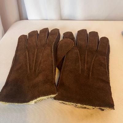 Hats & Gloves (DR-MG)