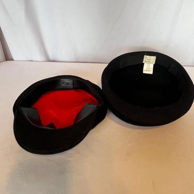 Hats & Gloves (DR-MG)