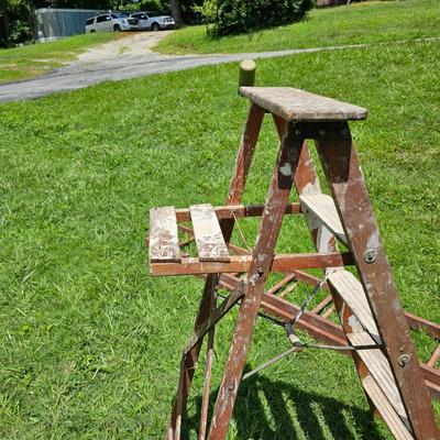 Vintage Wood Ladders For Decor Only (OB1-JS)