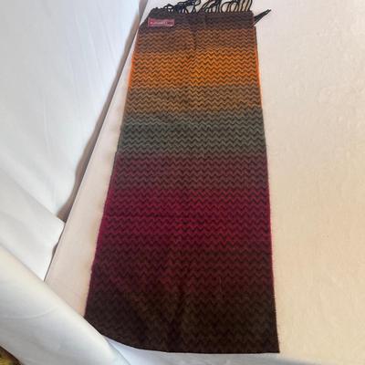 Gloves, Hats & Scarves (DR-MG)