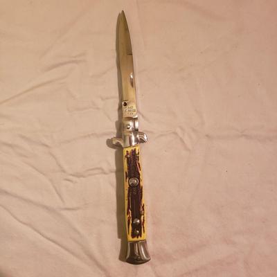 Miscellaneous Ornate Tools and Fashion  (M-KD)