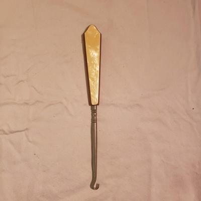 Miscellaneous Ornate Tools and Fashion  (M-KD)