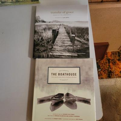 Books on the Carolinas (O-DW)