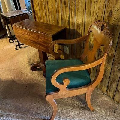 Pedestal Drop Leaf Table & Chair (DR-RG)