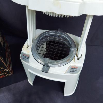 Vintage Kitchen Gadgets (OB4-BBL)