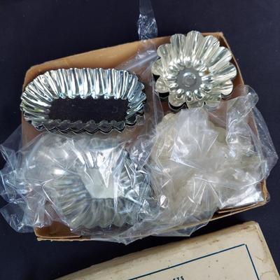 Vintage Kitchen Gadgets (OB4-BBL)