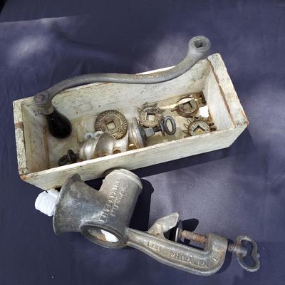 Vintage Kitchen Gadgets (OB4-BBL)