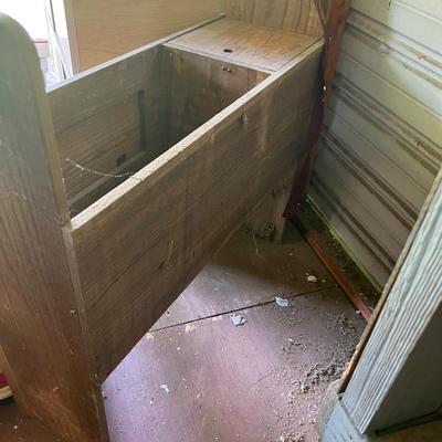 Unique Rustic Wooden Hutch (OB1-RG)