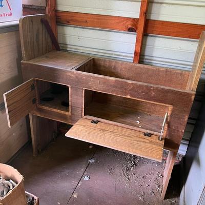 Unique Rustic Wooden Hutch (OB1-RG)