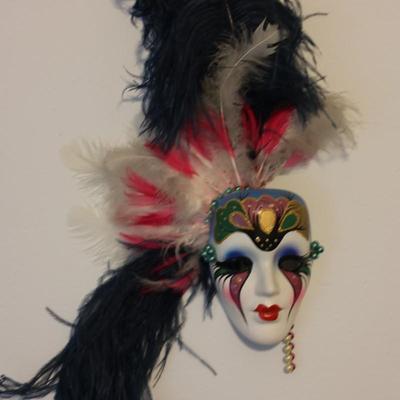 (2) Decorative Ceramic Mardi Gras Masks & (2) Mardi Gras Dolls