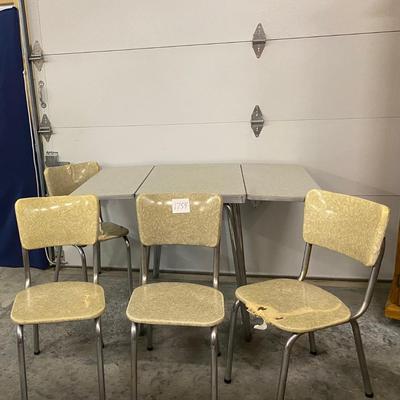 Vintage Jefferson E-Z Dinette Table and Chairs