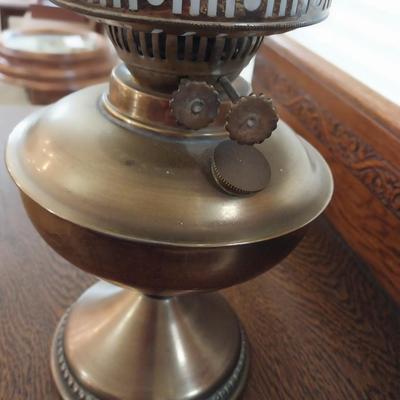 ANTIQUE BRASS OIL LAMP WITH GLASS GLOBE