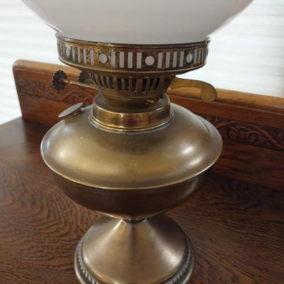 ANTIQUE BRASS OIL LAMP WITH GLASS GLOBE