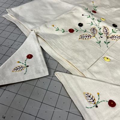 Fabulous Little Tea Table Cloth and napkins