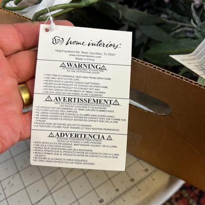 Box of NEW Floral Silk Bouquets 