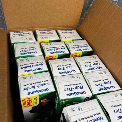 15 Boxes of GOOD SENSE Lawn and Leaf Bags NEW 