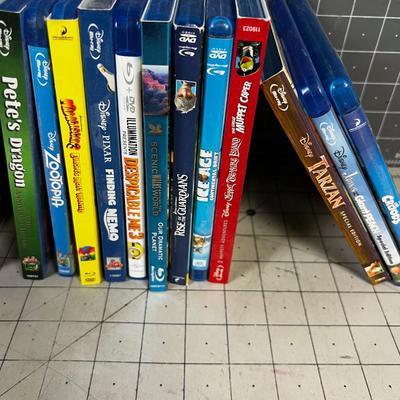 14 Blue Ray DVD Children's Movies