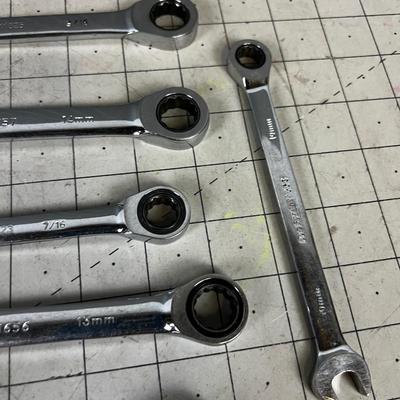 Pro-grade Ratcheting End Wrenches; both SAE and Metric