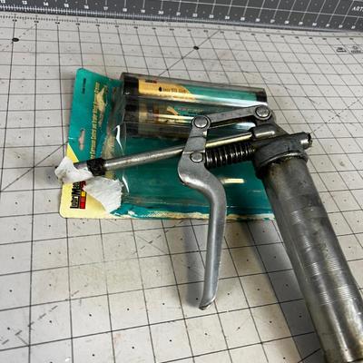  Grease Gun w/Grease