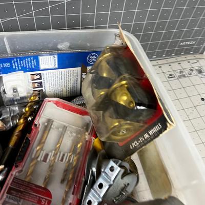 Super Lot of Garage Items: ALL KINDS; automotive and parts. 