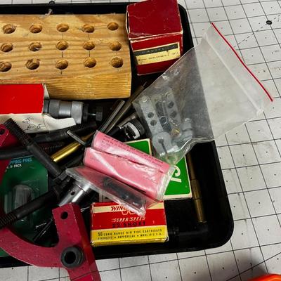 Mixed Lot of Re Loading Item: Die Sizer, Bullet Tray, Primers etc. 