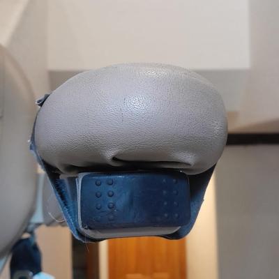 Bruno Independent Living Aids, INC. mechanical Elite Curve stair lift chair with 2 remote controls in WONDERFUL working condition