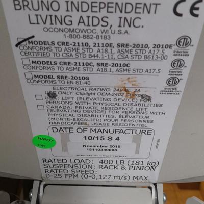Bruno Independent Living Aids, INC. mechanical Elite Curve stair lift chair with 2 remote controls in WONDERFUL working condition