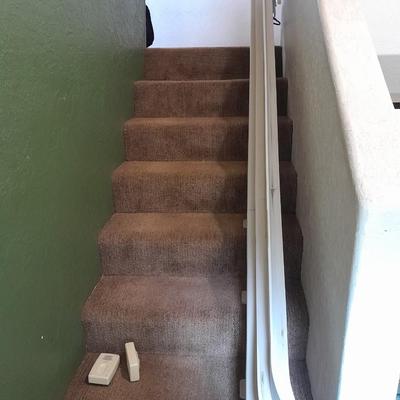 Bruno Independent Living Aids, INC. mechanical Elite Curve stair lift chair with 2 remote controls in WONDERFUL working condition