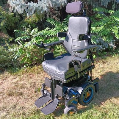 Permobil M3 Corpus Mobility Chair with Charger > power recline, leg lift, Wonderful working condition