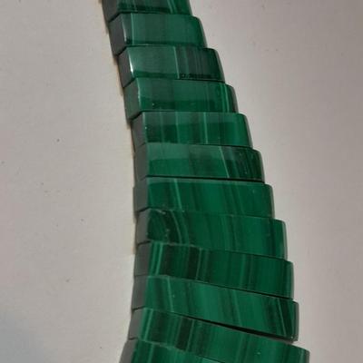 BEAUTIFUL Green Malachite Fan Natural Stone Statement Necklace