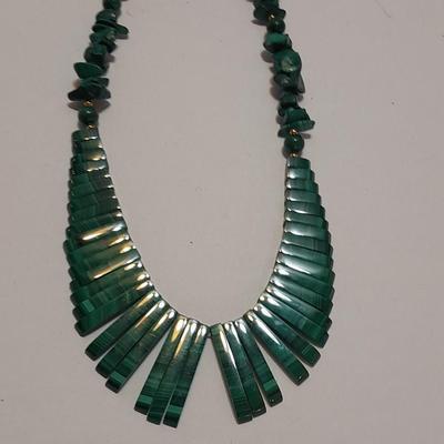 BEAUTIFUL Green Malachite Fan Natural Stone Statement Necklace