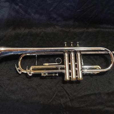 Connstellation by CONN Trumpet Marked H39088 B With original case HARD TO FIND THIS CLEAN!