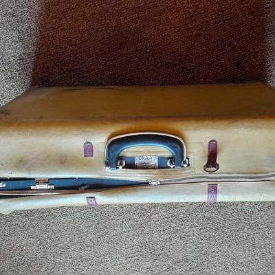 Connstellation by CONN Trumpet Marked H39088 B With original case HARD TO FIND THIS CLEAN!